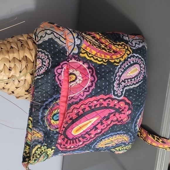 𝅺VERA Bradley‎ Twighlight Paisley Multi Pocket Crossbody - Picture 5 of 6